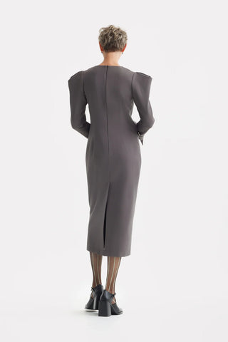 Rochie midi dreaptă de seară cu umeri sculptați – Taupe