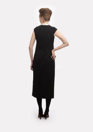 Rochie modernă tip sheath cu guler decorativ – Negru
