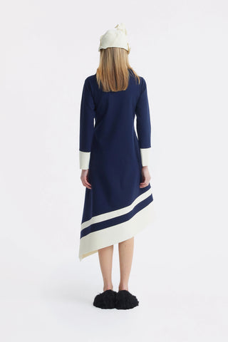 Асимметричное миди-платье с поясом и длинными рукавами - тёмно-синий/айвори