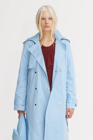 Trench clasic lung cu cordon – Bleu deschis