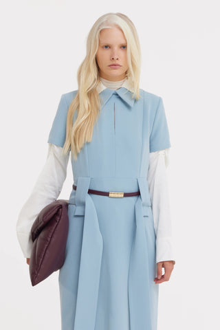 Rochie midi cu mânecă scurtă și curea – albastru deschis