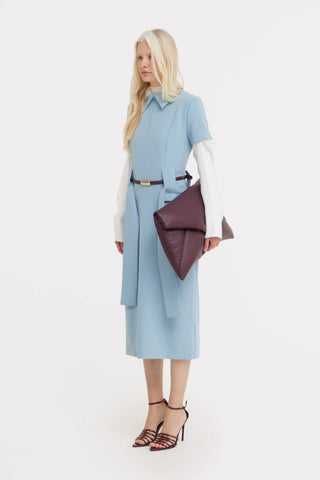 Rochie midi cu mânecă scurtă și curea – albastru deschis