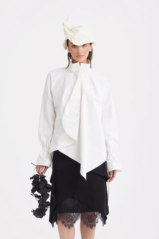 Fustă elegantă neagră cu talie înaltă și tiv din dantelă