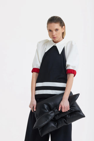 Клатч из искусственной кожи с объёмным бантом — чёрный