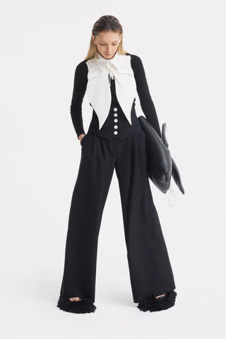 Чёрные брюки с корсетной талией и декоративными пуговицами