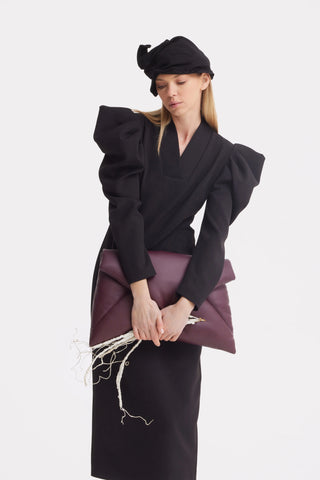 Rochie midi din crep cu mâneci statement — neagră