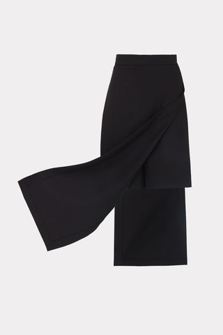 Day-To-Night Apron Effect Shorts Black