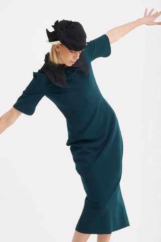 Приталенное платье миди с коротким рукавом – Зелёное