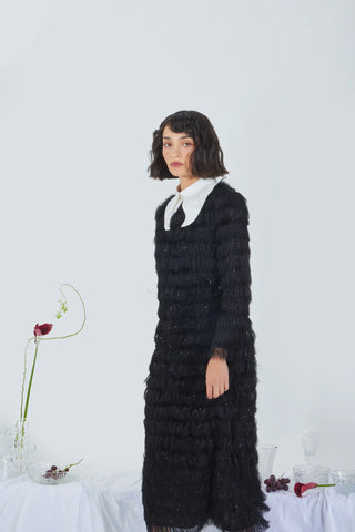 Rochie de seară cu franjuri, croială dreaptă și lejeră – Negru strălucitor