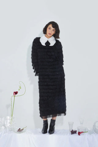 Rochie de seară cu franjuri, croială dreaptă și lejeră – Negru strălucitor