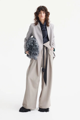 Elegant Blazer With Curved Hem Beige-Gray