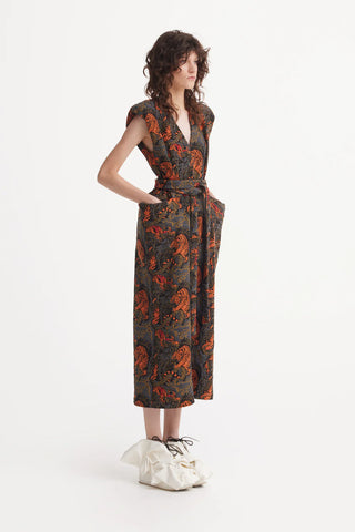 Платье миди с поясом и акцентными плечами из жаккарда чёрно-красного цвета