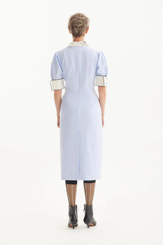 Элегантное Облегающее Платье с Белым Воротником – Стиль от Офиса до Вечера, Голубое