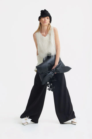 Pantaloni largi cu talie statement — negri