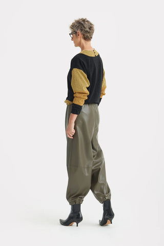 Pantaloni Joggeri cu Talie Înaltă și Croi Larg din Piele Ecologică — Kaki