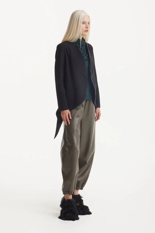 Elegant Blazer With Curved Hem Black
