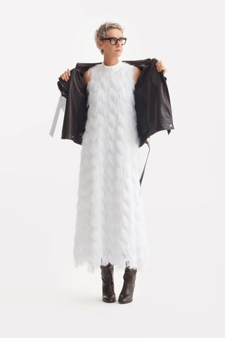 Rochie lungă de seară în A cu franjuri – albă