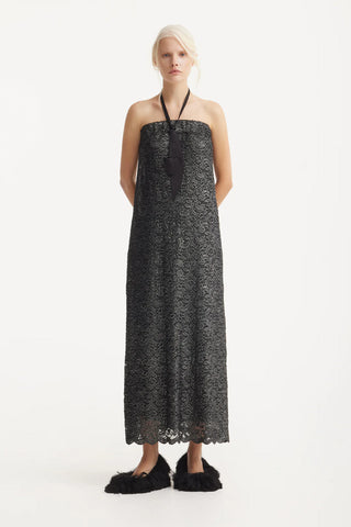 Rochie midi neagră de ocazie, fără bretele, din dantelă guipure, croială în A