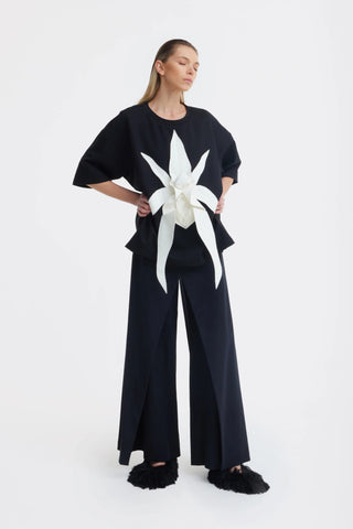 Relaxed Fit Knit Top – Black