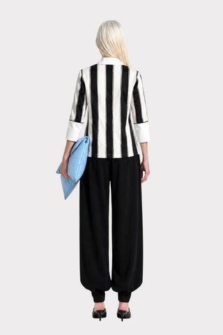 Bluză semi-formală în dungi cu detalii contrastante duble – negru & ivoar, Capsule Edition