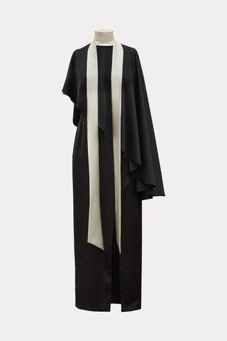 Rochie Neagră din Satin cu Capă cu o eșarfă contrastantă