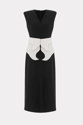 Платье без рукавов с V-образным вырезом и поясом – черно-белое