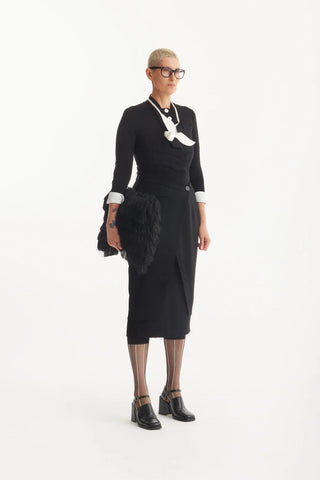 Стильное формальное приталенное миди-платье – чёрное