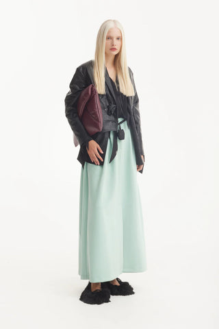 Неформальная элегантная замшевая юбка с разрезом спереди – Мятная