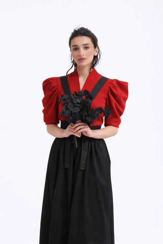 Top cu decolteu în V și mâneci bufante - roșu